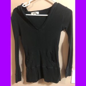 ‼️3/$20‼️ Lei long sleeve hooded Shirt